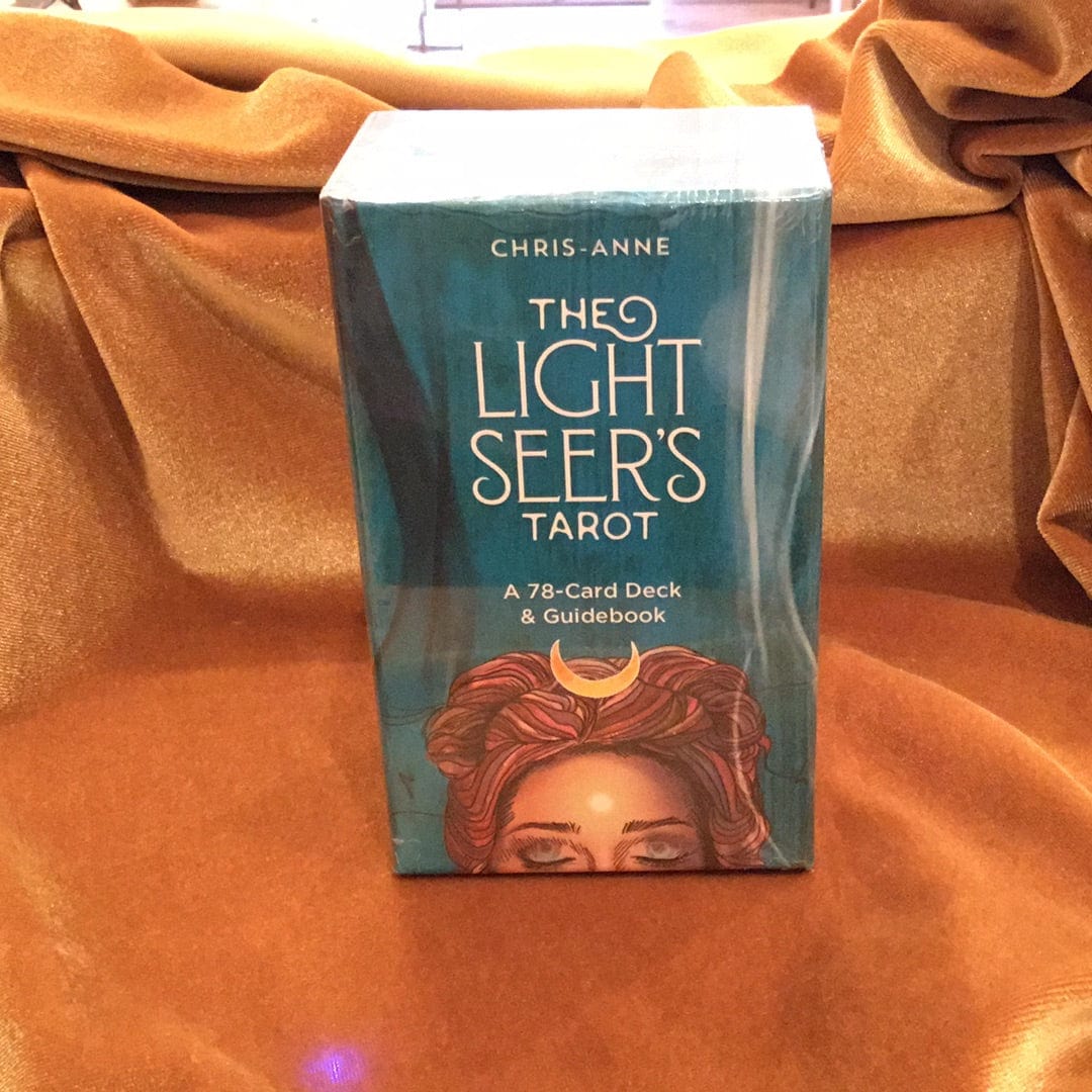 The light Seers Tarot Dainty