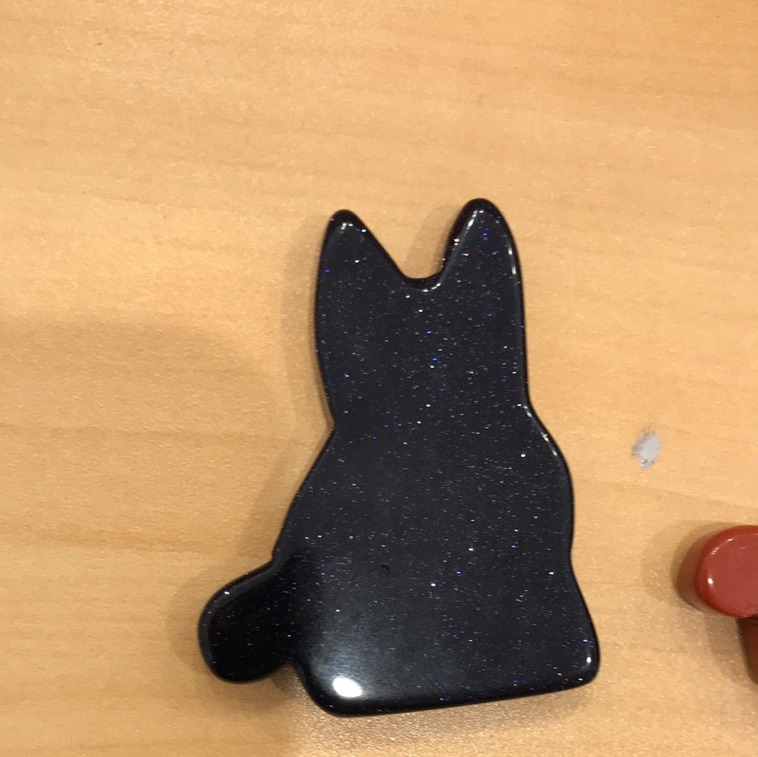 Crystal Cat - Flat, assorted stones (POS) Dainty Crystals Blue Goldstone