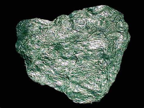 Fuchsite Dainty Crystals