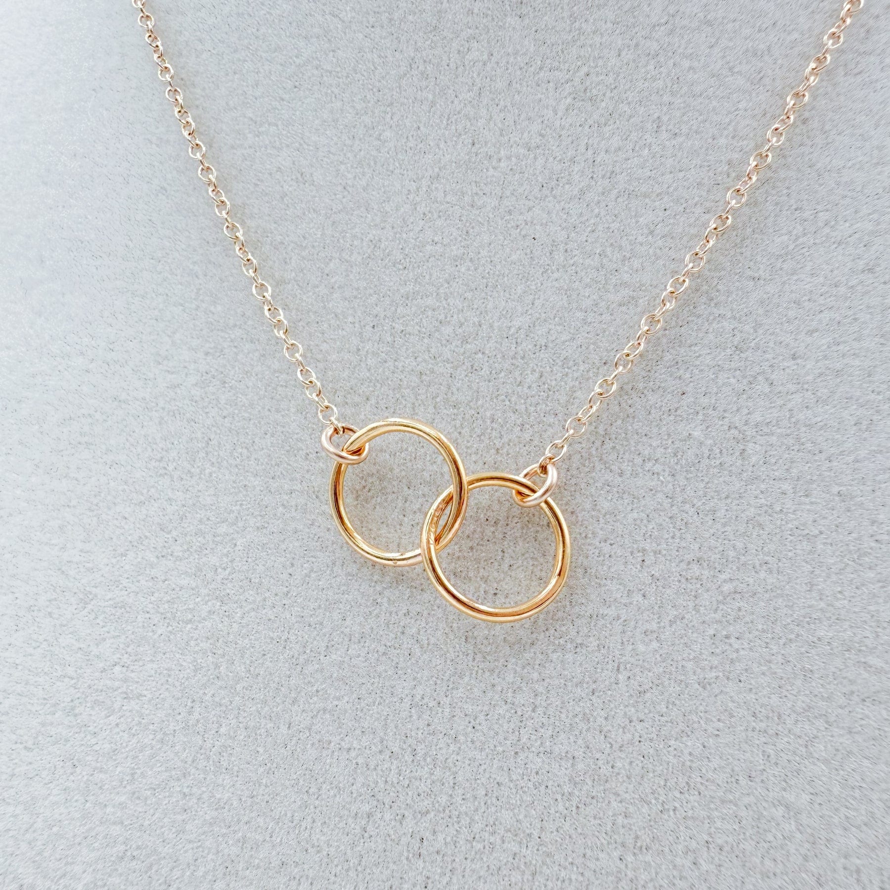 Sister Necklace Dainty Sisters Necklace - 14k Gold-Filled Double Circle - MaeMae Jewelry