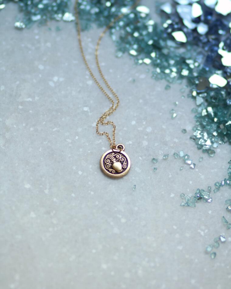 Zodiac Double-Sided Charm Necklace Dainty Necklace MaeMae Jewelry | Zodiac Necklaces | MaeMae Jewelry astrology collection