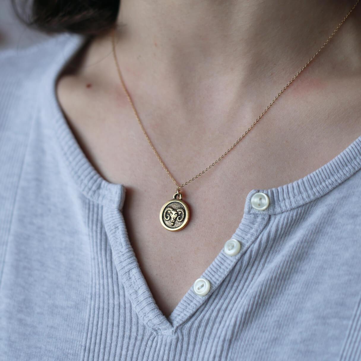 Zodiac Double-Sided Charm Necklace Dainty Necklace MaeMae Jewelry | Zodiac Necklaces | MaeMae Jewelry astrology collection