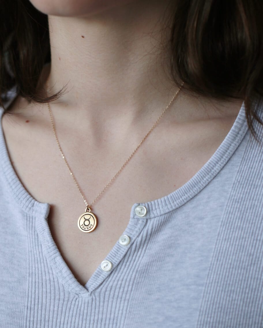 Zodiac Double-Sided Charm Necklace Dainty Necklace MaeMae Jewelry | Zodiac Necklaces | MaeMae Jewelry astrology collection